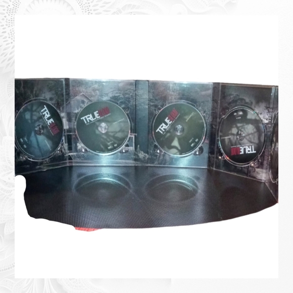 True Blood Season 1 & 2 DVD Sets - Picture 7 of 10